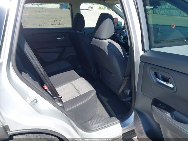 5N1BT3BA1RC696625 Nissan Rogue Sv Fwd