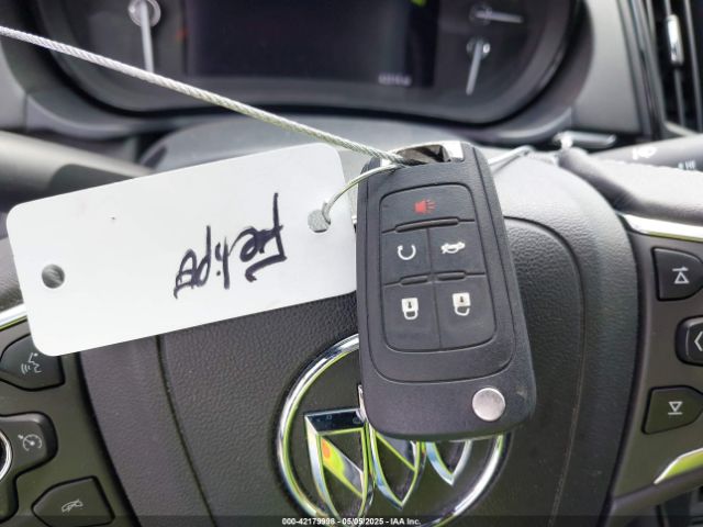 2G4GT5GX8E9223076 Buick REGAL GS