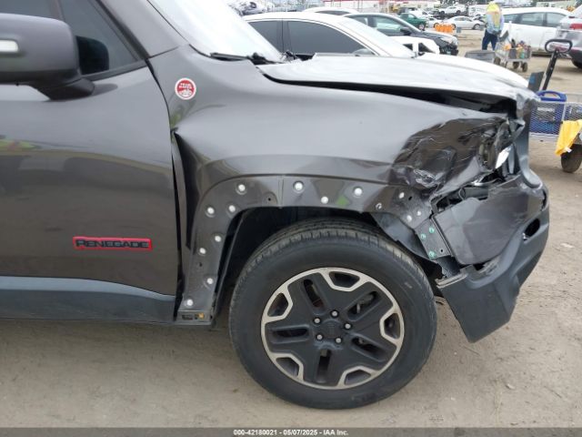 ZACCJBCT0GPD72437 Jeep Renegade Trailhawk