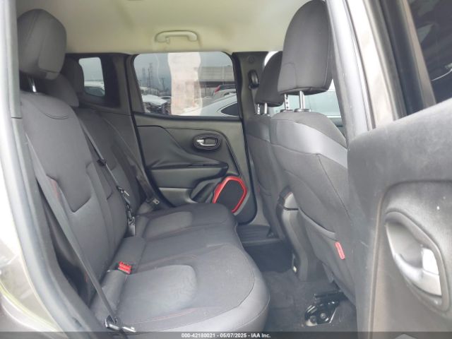ZACCJBCT0GPD72437 Jeep Renegade Trailhawk