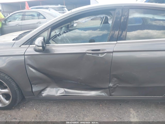 3FA6P0H75ER165787 Ford FUSION SE