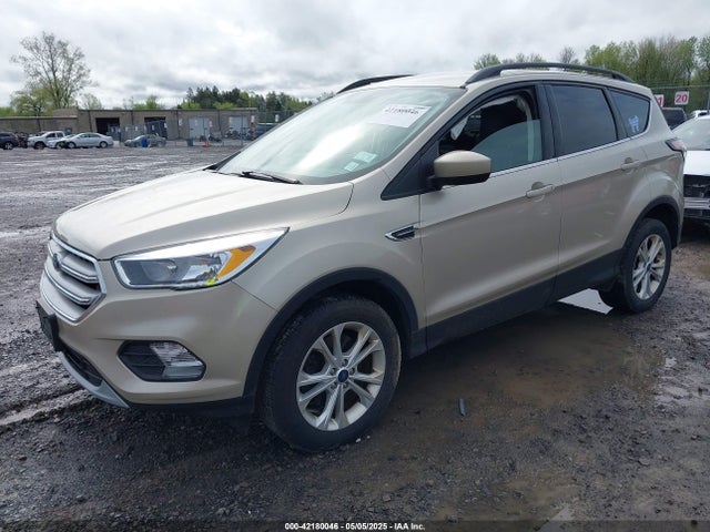 1FMCU9GD8JUD53607 Ford ESCAPE SE
