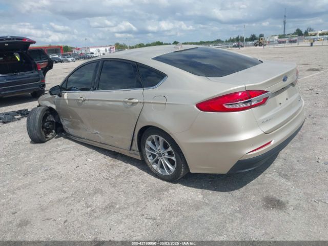 3FA6P0LU0KR155046 Ford Fusion Hybrid Se