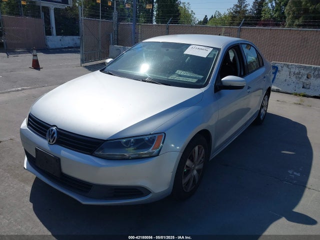 3VWD17AJ1EM445587 Volkswagen Jetta 1.8t Se