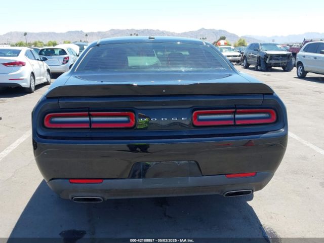 2C3CDZAG1KH587281 Dodge Challenger Sxt