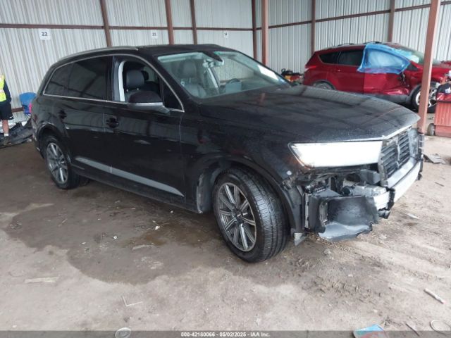 2017 AUDI Q7 WA1VAAF79HD000204
