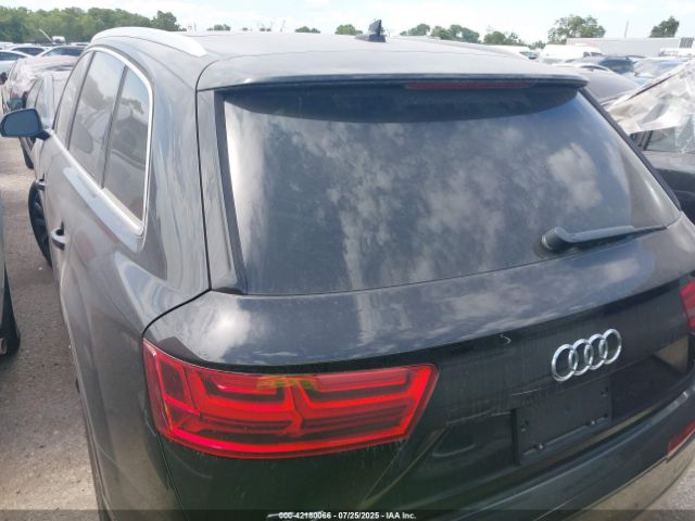 2017 AUDI Q7 WA1VAAF79HD000204 Photo 2