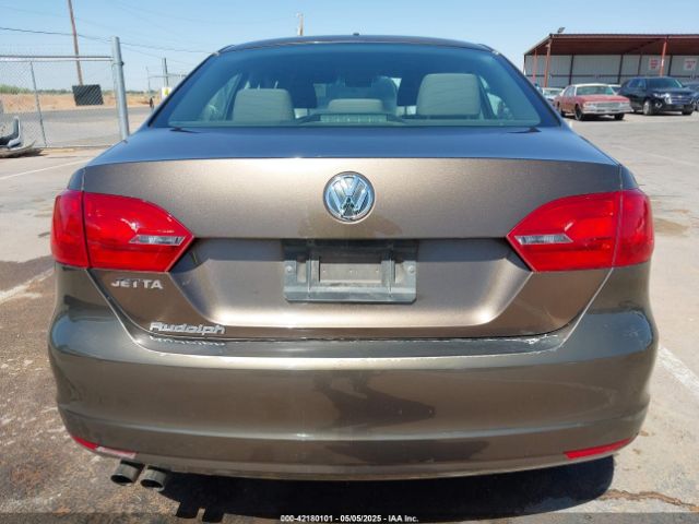 3VW2K7AJ8EM319182 Volkswagen Jetta