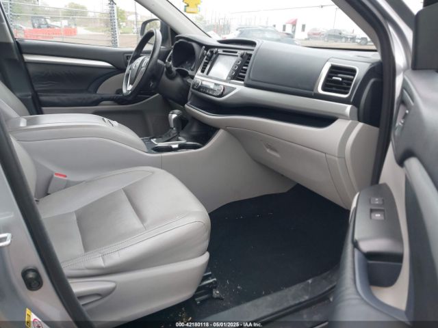 5TDKKRFH1ES026437 Toyota Highlander Xle V6