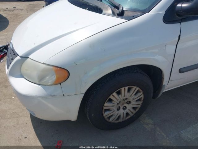 2007 CHRYSLER TOWN & COUNTRY 1A4GJ45R97B126697 Photo 5