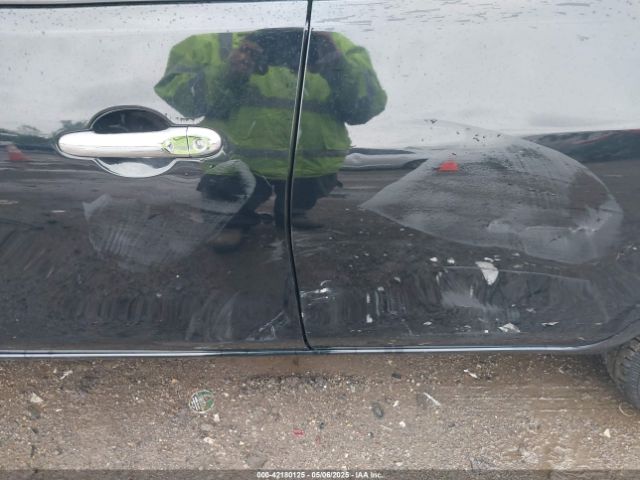 3N1CN7AP5EK447607 Nissan Versa 1.6 Sv