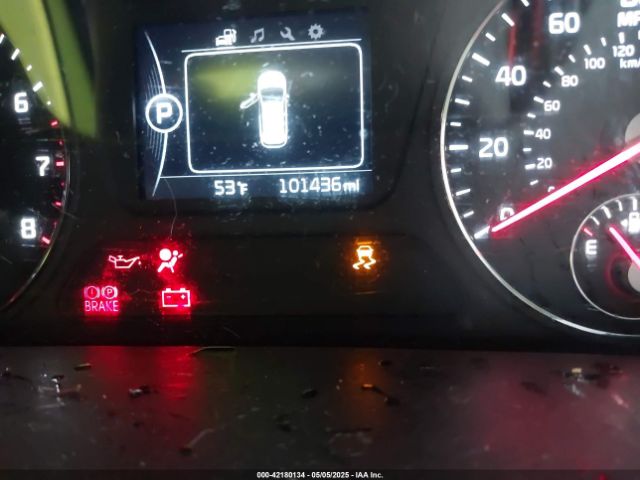 5XYPG4A37GG174923 KIA Sorento 2.4l Lx