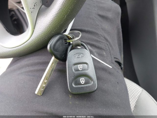 KMHCT5AE3EU181067 Hyundai ACCENT GS