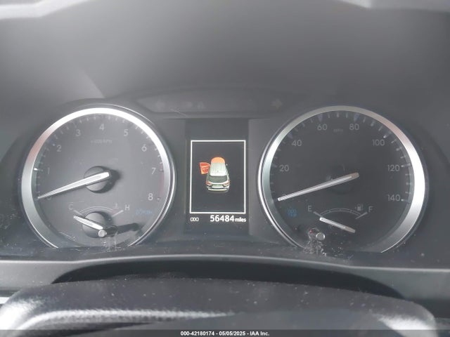 5TDKZRFHXKS567882 Toyota Highlander Xle