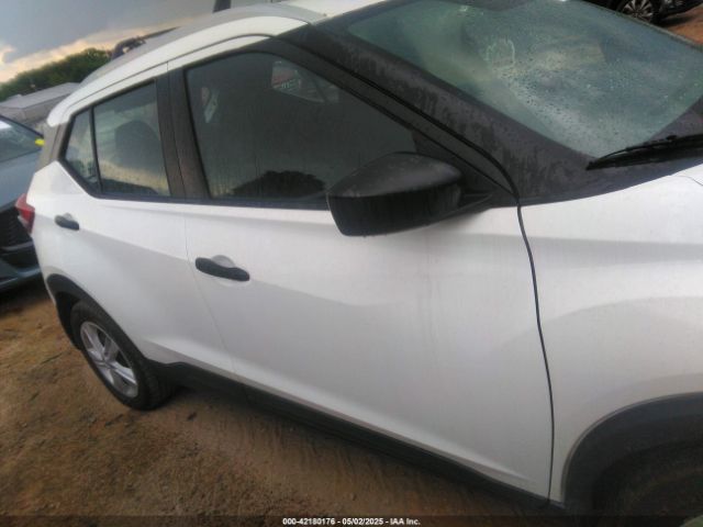 3N1CP5CU8JL530972 Nissan KICKS S