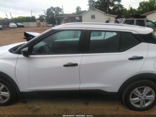 3N1CP5CU8JL530972 Nissan KICKS S