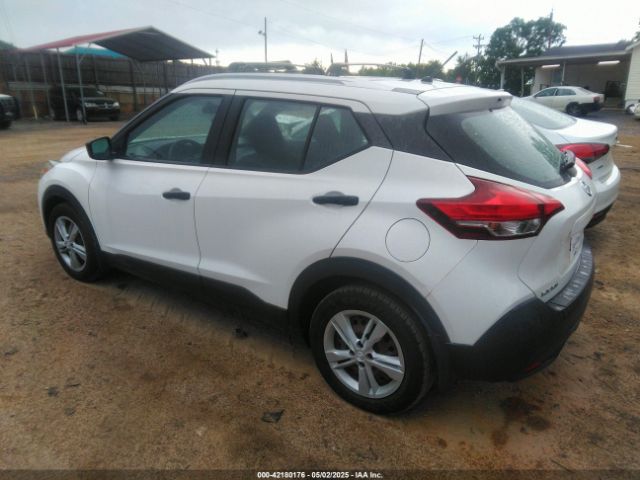 3N1CP5CU8JL530972 Nissan KICKS S