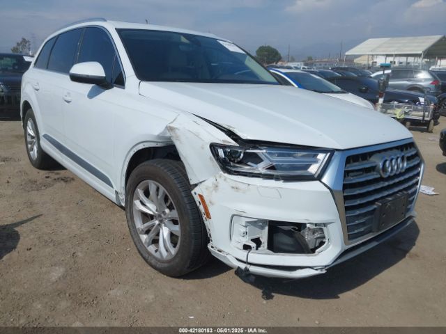 2019 AUDI Q7 WA1AAAF74KD004991