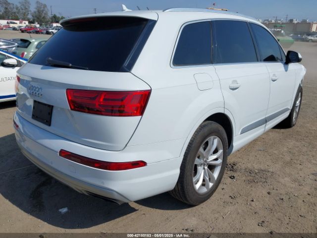 2019 AUDI Q7 WA1AAAF74KD004991 Photo 3