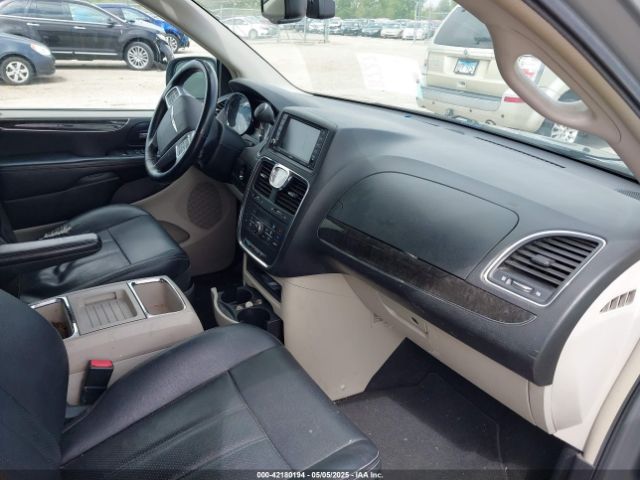 2014 CHRYSLER TOWN & COUNTRY 2C4RC1CG2ER107917 Photo 4