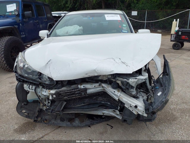 42180235 :رقم المزاد ، 1HGCR3F89FA027736 vin ، 2015 Honda Accord Ex-l V-6 مزاد بيع