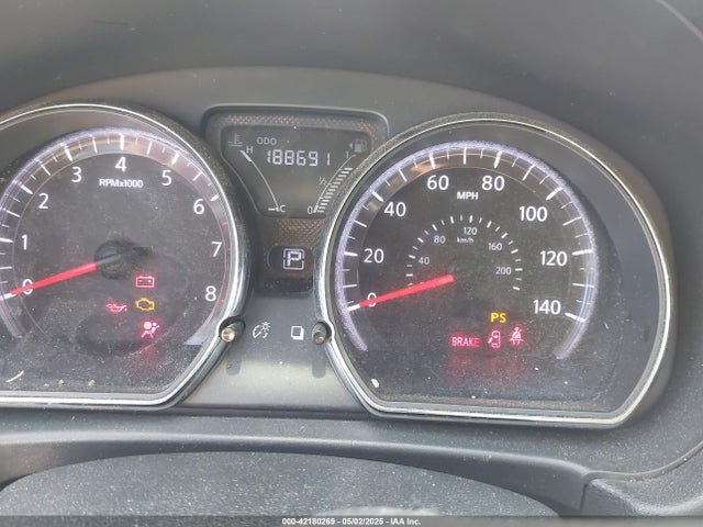 3N1CN7AP5HL827013 Nissan Versa 1.6 Sv