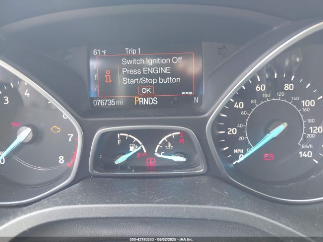1FMCU9GD5KUB25307 Ford ESCAPE SE