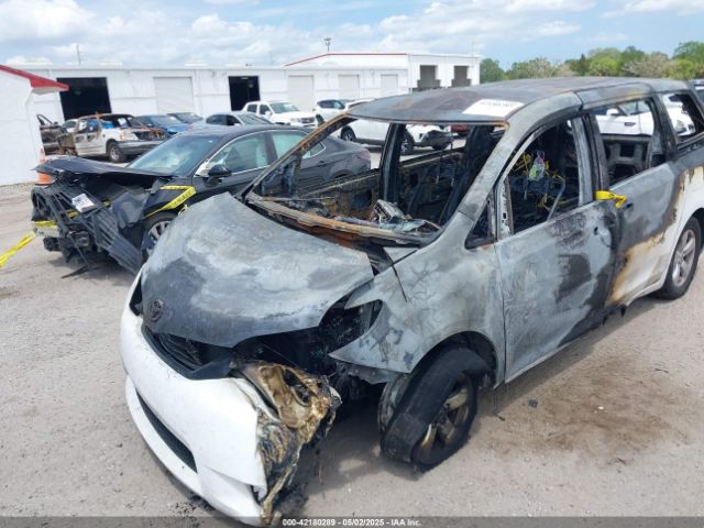 2015 TOYOTA SIENNA 5TDZK3DC2FS538700 Photo 5