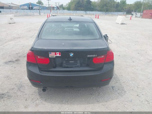 WBA3B1C50FK138586 BMW 320i