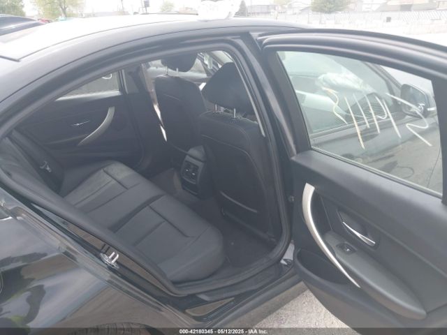 WBA3B1C50FK138586 BMW 320i