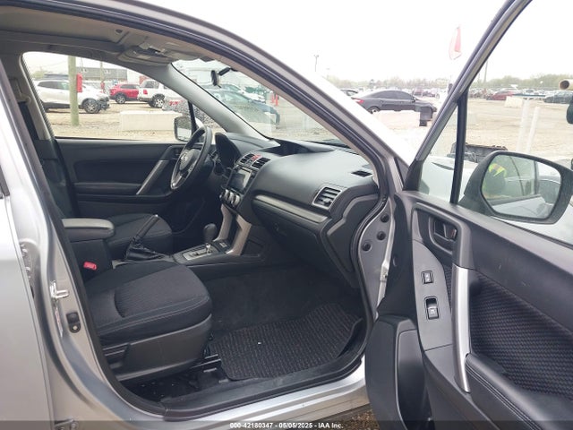 JF2SJAEC9JH617089 Subaru Forester 2.5i Premium