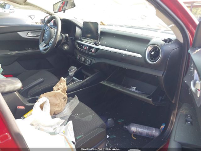 3KPF24AD2PE612585 KIA Forte Lxs