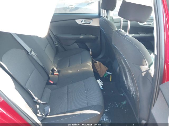 3KPF24AD2PE612585 KIA Forte Lxs