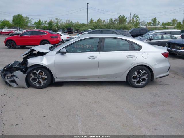 3KPF24AD3KE061320 KIA Forte Lxs