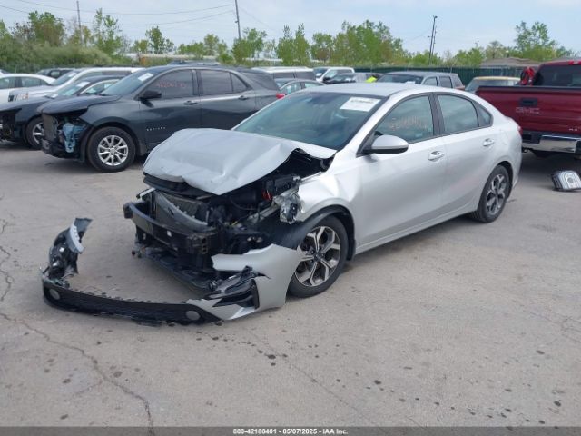 3KPF24AD3KE061320 KIA Forte Lxs