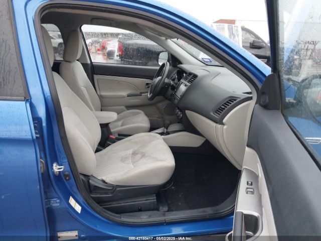 2018 MITSUBISHI OUTLANDER SPORT JA4AP3AU0JU016836 Photo 4