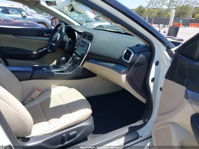1N4AA6AP6GC903638 Nissan Maxima 3.5 Sv