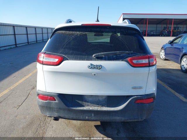1C4PJLCB9FW699967 Jeep 2015