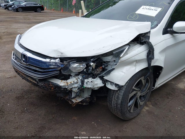 1HGCR2F33HA120995 Honda ACCORD LX