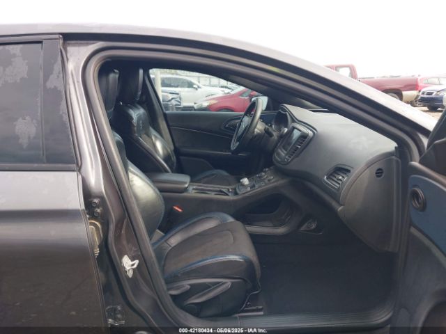 1C3CCCBG4FN605316 Chrysler 200 S