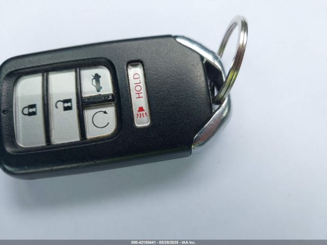 1HGCV3F52LA005882 Honda Accord