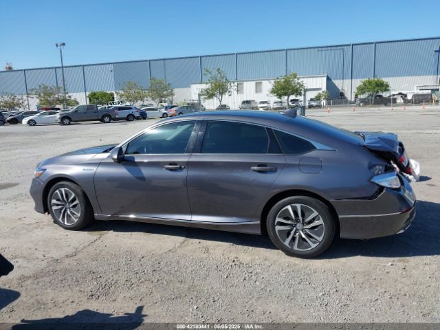 1HGCV3F52LA005882 Honda Accord