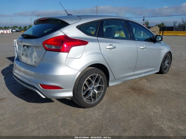 1FADP3K23GL247119 Ford FOCUS SE