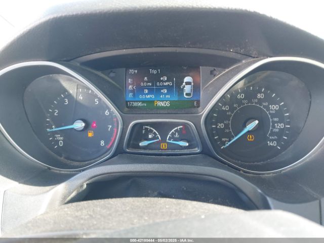1FADP3K23GL247119 Ford FOCUS SE