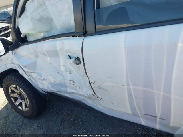 JTEBU5JR6F5260370 Toyota 4runner Trail
