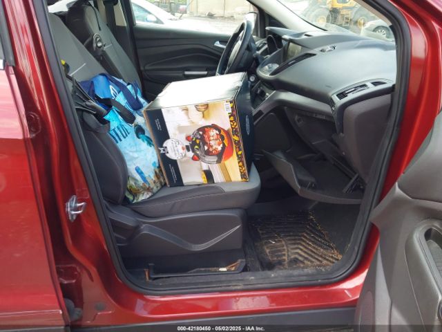 1FMCU0GX6FUC22947 Ford ESCAPE SE
