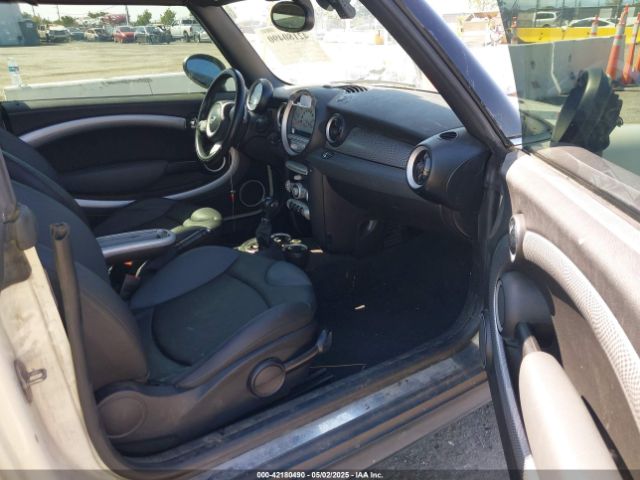 2010 MINI COOPER S WMWMS3C59ATY09465 Photo 4
