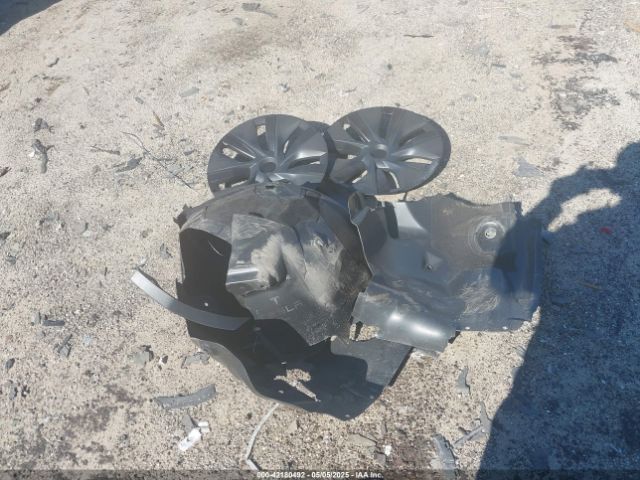 7SAYGDED2RA325538 Tesla Model Y