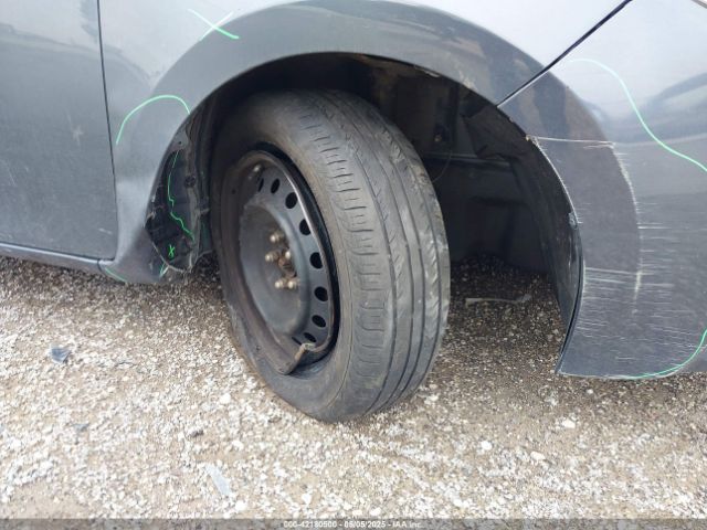 2T1BURHE0GC525075 Toyota COROLLA LE