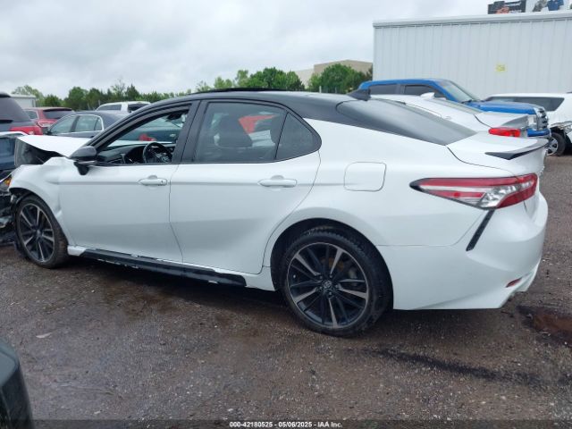 4T1B61HK8KU240262 Toyota CAMRY XSE